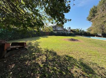 Terreno · 845m² · Venta Lote con Mejoras Moreno