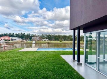 Casa · 378m² · 6 Ambientes · 2 Cocheras · Casa Venta B°san Juan Al Rio Lujan - Tigre 5 Dorm