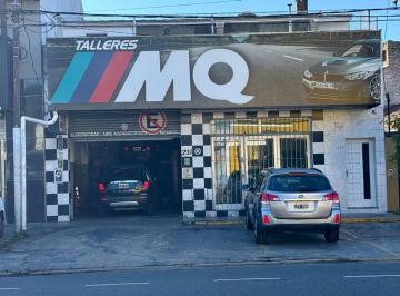 Local comercial · 200m² · 10 Cocheras · Local + PH en Planta Alta 3 Ambientes San Isidro
