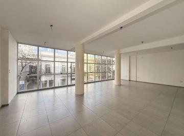 Oficina comercial · 130m² · Oficina en Venta en La Plata