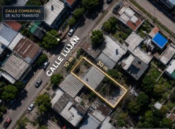Casa · 150m² · 4 Ambientes · 2 Cocheras · Lote en Venta Florencio Varela 300 m²