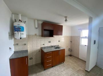Departamento · 38m² · 2 Ambientes · Alquiler / Departamento Centrico / Servicios