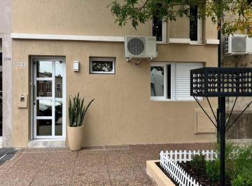 PH · 121m² · 6 Ambientes · Venta Casa en PH - Zona Céntrica