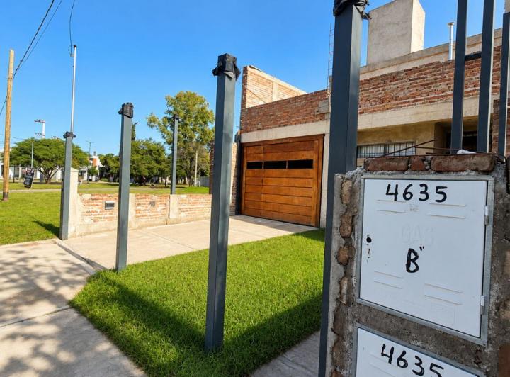 Casa · 159m² · 4 Ambientes · 2 Cocheras