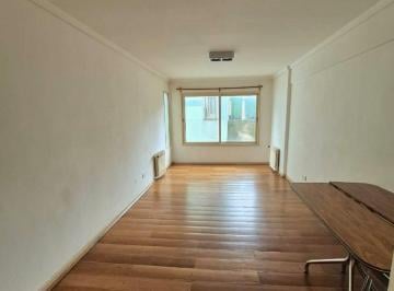 Departamento · 57m² · 3 Ambientes · Depto en Pleno Centro de San Carlos de Bariloche