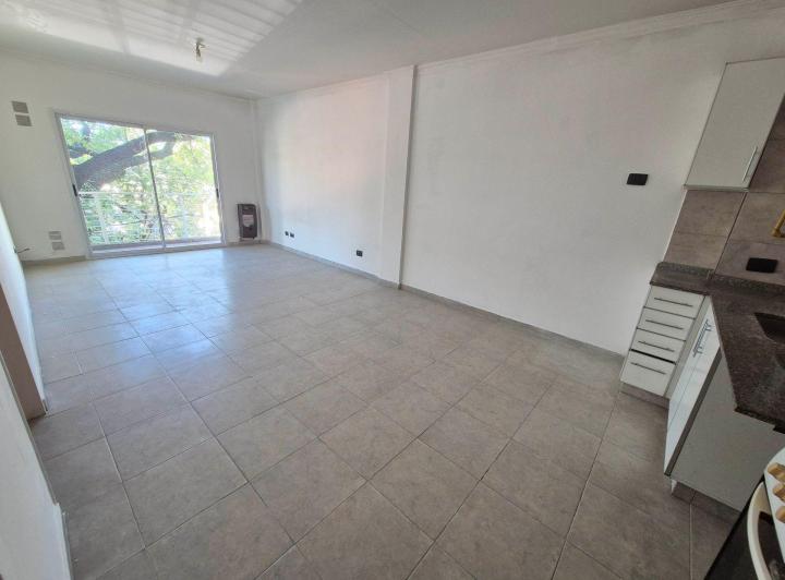 Venta Monoambiente con Balcón Al Frente