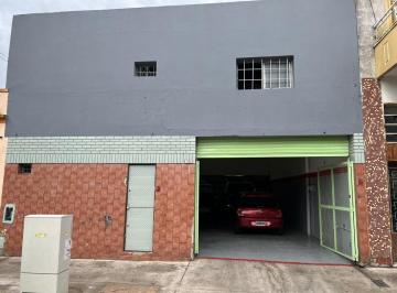 Depósito · 195m² · Venta de Deposito o Taller Mecanico en Pompeya