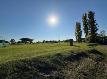 Terreno · 1368m² · Venta Lote Country Medal Pilar - Fte. Golf