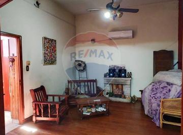 PH · 110m² · 6 Ambientes · Venta - PH a Refaccionar Sin Expensas, Boedo, Caba