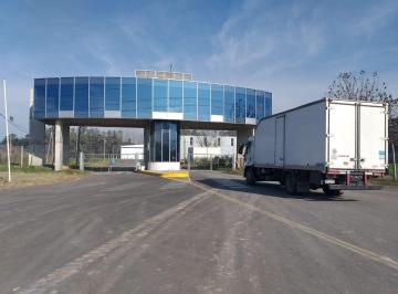 Terreno · 2400m² · Venta Terreno Parque Industrial Polo 24 Moreno