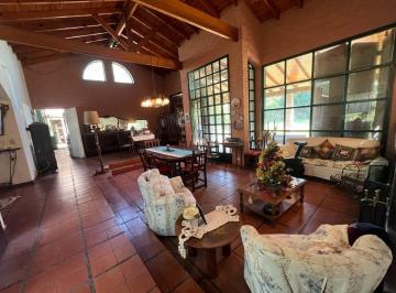 Quinta vacacional · 340m² · 4 Dormitorios · 1 Cochera · Venta Casa 5 Ambientes - Pilar Barrio Yei Pora