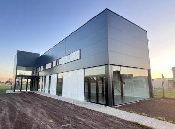 Local comercial · 440m² · Venta - Imponente Local a Estrenar en Don Mateo