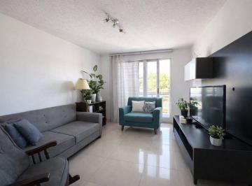 Departamento · 43m² · 2 Ambientes · 1 Cochera · Apto en Venta de 1 Dormitorio y Medio en Maldonado