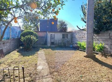 PH · 106m² · 4 Ambientes · 1 Cochera · Venta Casa en PH en Cerrito de 2 Dorm..