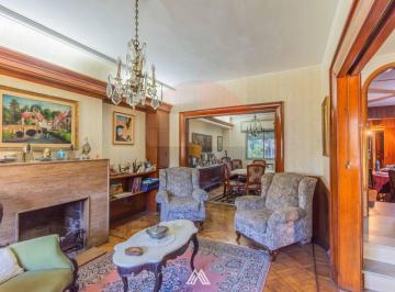 Casa · 247m² · 8 Ambientes · 1 Cochera · Vende Amplia Casa Prado 5 Dorm. Patios y Cochera