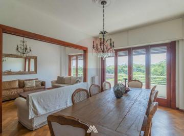Departamento · 130m² · 8 Ambientes · 1 Cochera · Venta Apartamento 3 Dorm. Punta Carretas
