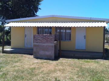 Casa · 112m² · 4 Ambientes · 2 Cocheras · Venta 2 Casas de 1 Dorm en San Gregorio de Polanco