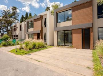 Terreno · 225m² · Ultimo Lote en Barrio Udaondo Leloir Oportunidad