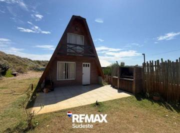 Casa · 65m² · 3 Ambientes · Casa Tipo Cabaña en Balneario Sauce Grande