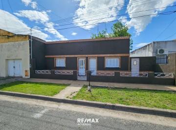 Casa · 160m² · 4 Ambientes · 1 Cochera · Venta Casa 3 Dorm, San Nicolas