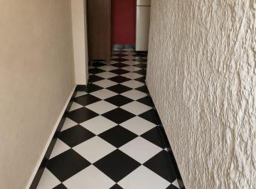 Casa · 91m² · 5 Ambientes · Venta Interno