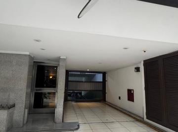 Garage · 13m² · Cochera Esmeralda 845 Entre Av Cordoba y Paraguay
