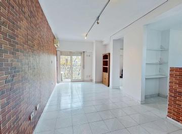 Departamento · 48m² · 3 Ambientes · Depto 3 Amb en Venta Quilmes Excelente Ubicación