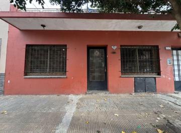 PH · 60m² · 3 Ambientes · Venta PH 3 Amb Lomas del Mirador con Terraza