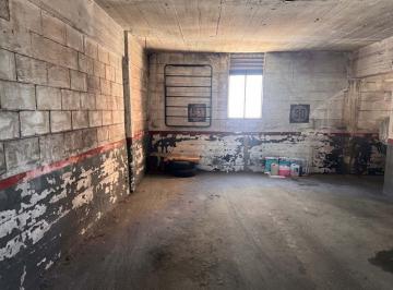Garage · 10m² · Cochera Fija en Venta Liniers Techada