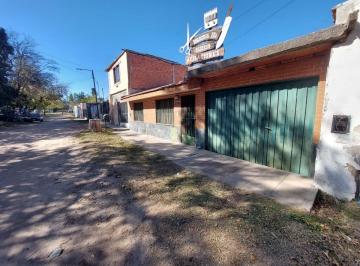 Casa · 132m² · 4 Ambientes · 1 Cochera · Urgente Venta Casa Amueblada en Juana Koslay