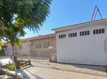 Casa · 157m² · 6 Ambientes · 2 Cocheras · Venta Casa y Departamento en Luzuriaga Maipú