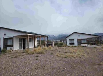 Casa · 45m² · 2 Ambientes · 2 Cocheras · Venta de Cabañas en Potrerillos, Mendoza