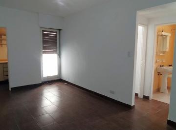 Departamento · 34m² · 2 Ambientes · Alquiler Dpto 2 Amb (Flores)