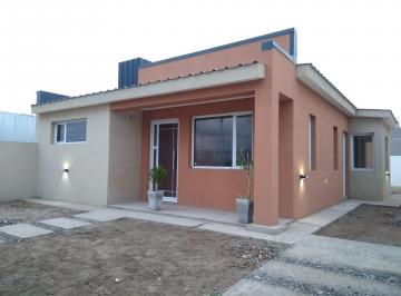 Casa · 82m² · 8 Ambientes · Venta Casa La Martina I Apto Credito Hipotecario