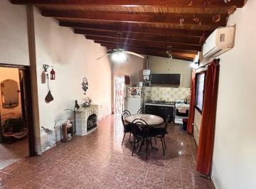Casa · 112m² · 4 Ambientes · Venta - Casa 4 Amb - Aldo Bonzi