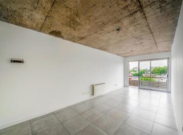 Departamento · 51m² · 2 Ambientes · Departamento de Dos Ambientes con Balcón en Alquiler Temporario en Liniers