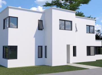 Casa · 829m² · 5 Ambientes · 3 Cocheras · Venta Casa San Sebastian Area 1 Vista Laguna y Fondo Verde Financia Dueño Toma Vehiculo Lote Permuta