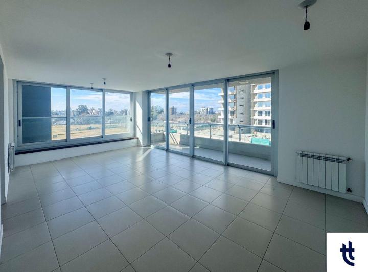 Departamento · 104m² · 4 Ambientes · 1 Cochera