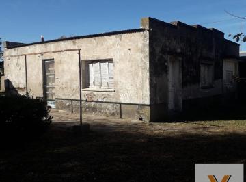 Casa · 150m² · 6 Ambientes · 1 Cochera · Casa en Venta - 3 Dorm. 1 Baño - Cochera - 1200 m² - Coronel Dorrego