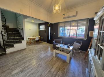 Casa · 105m² · 5 Ambientes · Casa 5 Ambientes Venta Villa Luro Patio Terraza