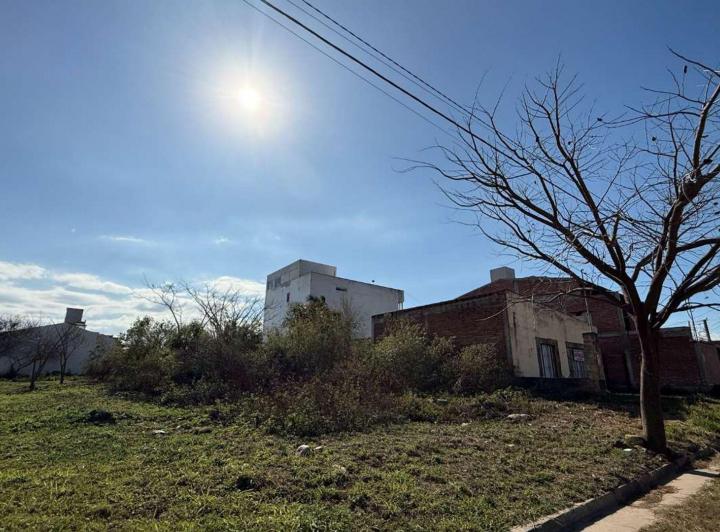 Terreno · 360m²