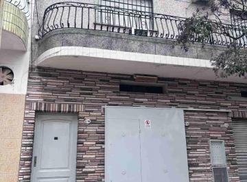 PH · 87m² · 4 Ambientes · Alquiler PH en Villa Riachuelo Muy Buen Estado!