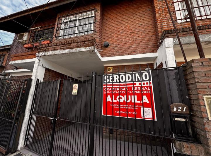 Casa · 81m² · 3 Ambientes · 1 Cochera