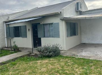 Casa de 4 ambientes, La Plata · Casaen Venta 3 Dorm. 94entre 5 y 5 Bis Villa Elvira