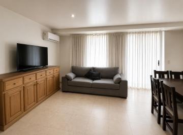 Casa de 4 ambientes, Chascomús · Dúplex Frente a La Laguna Sobre Calle Escribano