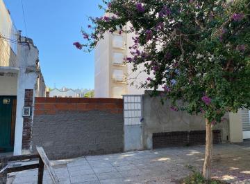 Terreno · 374m² · Terreno Lote en Venta en Ramos Mejía, 8.66 X 43.30 m Ubicacion Centrica