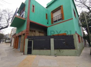 Casa · 37m² · 2 Ambientes · Alquiler PH 2 Ambientes y Medio en Planta Baja | Entrada Independiente | Patios | Villa del Parque