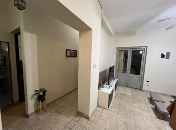 Casa · 80m² · 5 Ambientes · Se Vende Casa 4 Ambientes Zurita Antes de Caseros