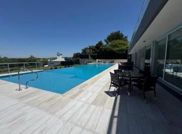 Departamento · 150ha · 2 Ambientes · 2 Cocheras · Departamento de Categoría en Venta en Complejo Vistalba