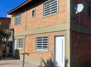 PH de 3 ambientes, Cipolletti · Duplex de Dos Dorm. en Barrio Arevalo